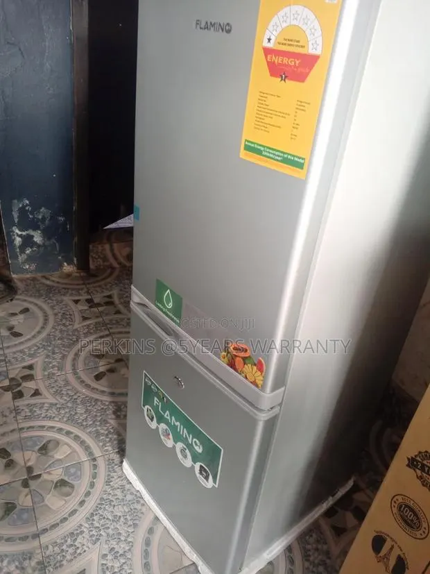 Flamino Refrigerator Flamino 165L Refrigerator · Photo 1