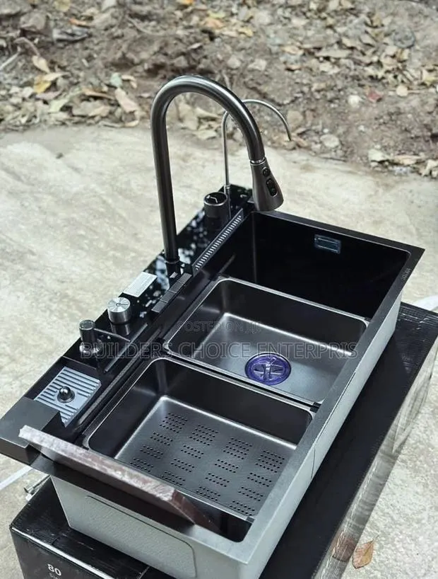 Smart Kitchen Luxury Sink · Photo 1