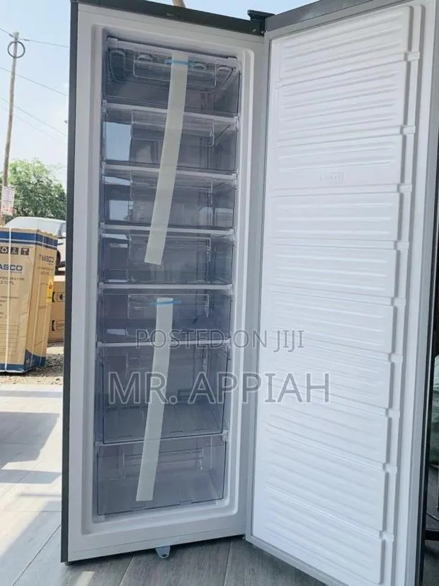 Lovely Design Pearl PUF-370 1 Door Electric Standing Freezer · Photo 1