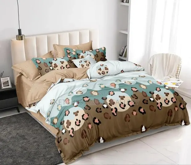 Sleep in Comfort With Our Premium Duvet Set · Photo 1