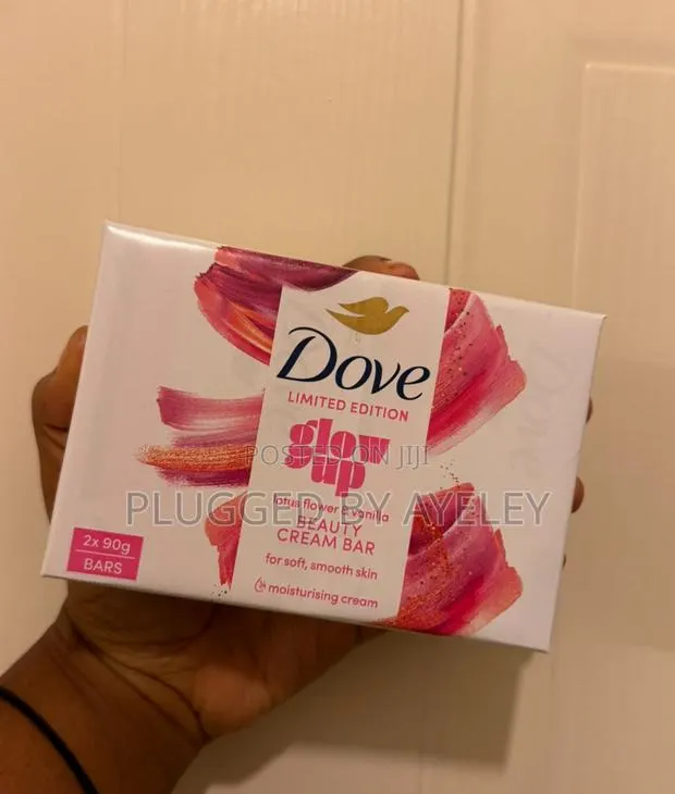 Dove Glow Up Soap · Photo 1