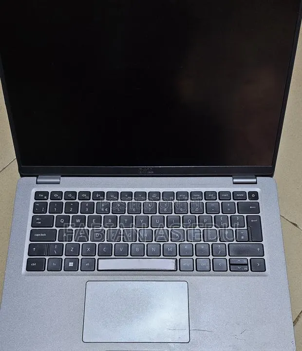 Laptop Dell Latitude 5430 32GB Intel Core i5 SSD 512GB · Photo 1