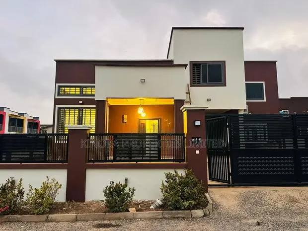 Furnished 4bdrm Duplex in Taxi Rank, Adenta for rent · Photo 1