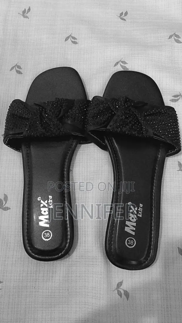 *Max Extra Ladies Pretty Bow Flat Slides - Classy Pearl CC Design - · Photo 1