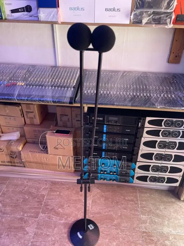 Av Twin Podium Microphone · Photo 1