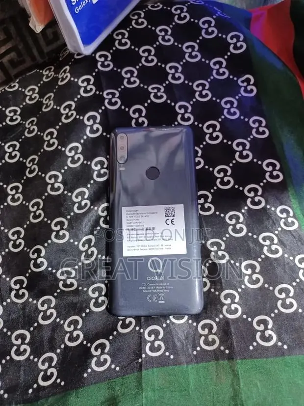 Alcatel 1S (2020) 32 GB Black · Photo 1