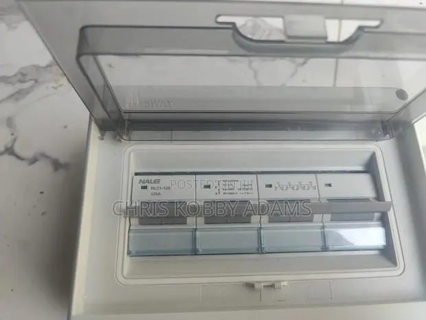 125a Three Phase Manual Change Over Switch · Photo 1
