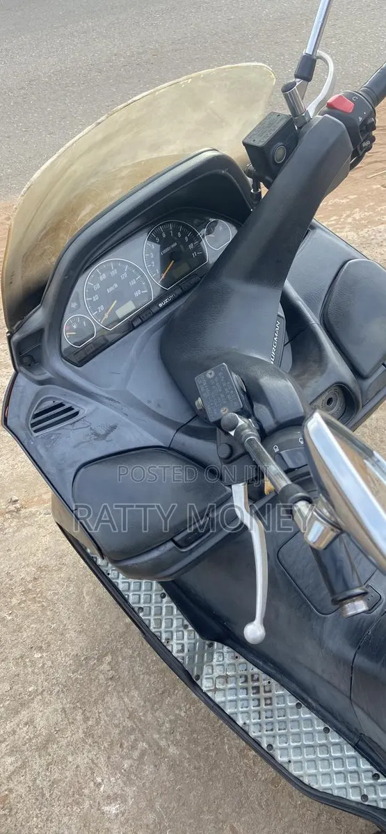 New Suzuki Burgman 2026 Black · Photo 4
