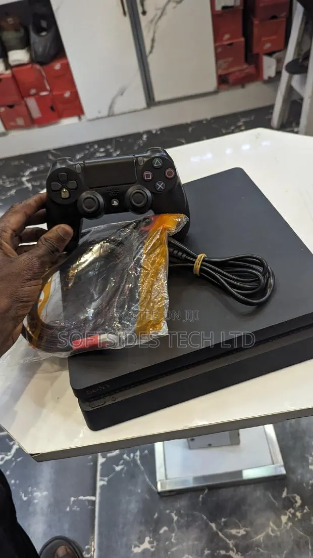 Ps4 Slim 500gb, Latest Games,1 Controller, Uk Used And Tested · Photo 1