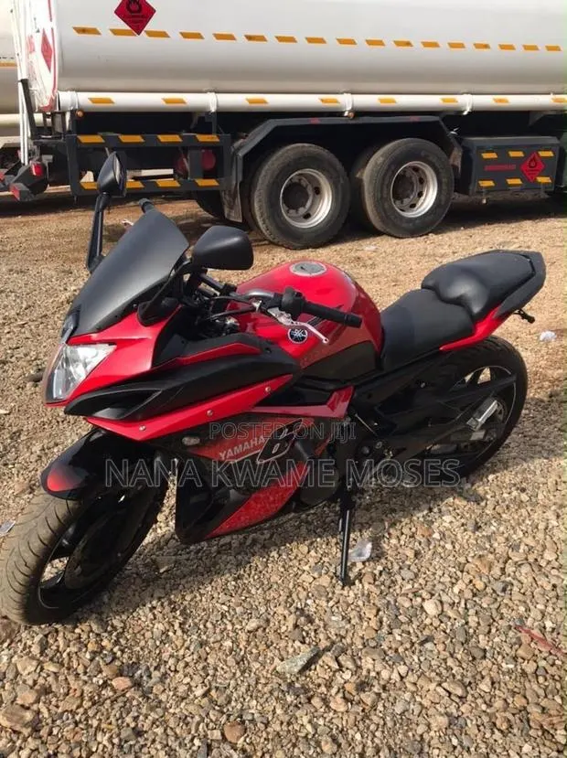 Yamaha 2020 Red · Photo 1