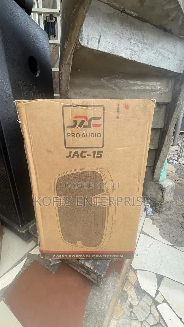 Jac Rechargeable Speaker · Photo 1