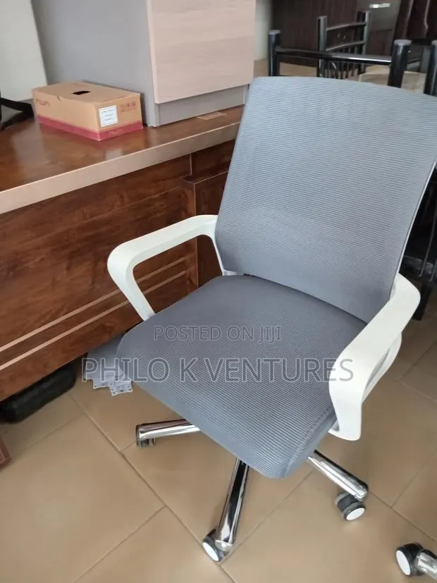 Boardroom Chair · Photo 1