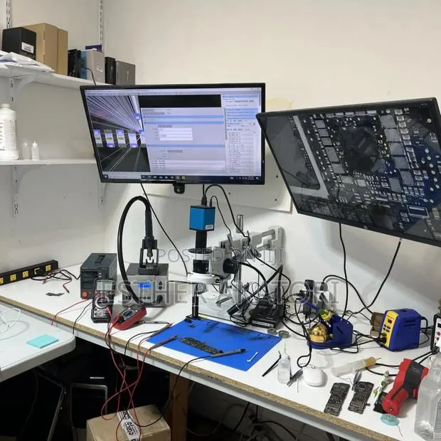 Apple Laptops And iMac Repair · Photo 1