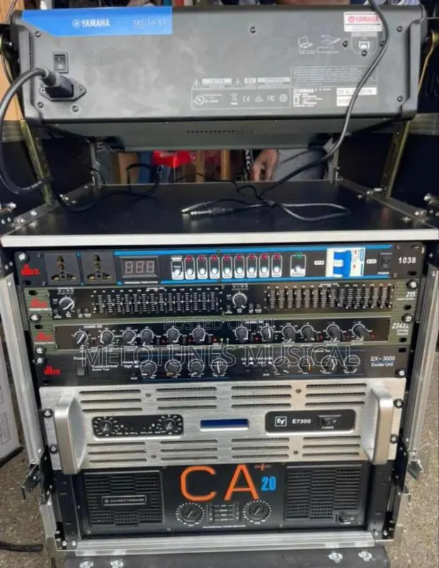 Perfect Amplifier Rack Set for Speakers · Photo 1