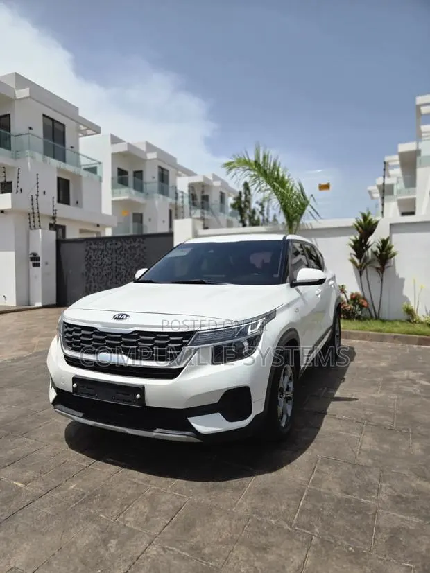 Kia Seltos EX 2022 White · Photo 1