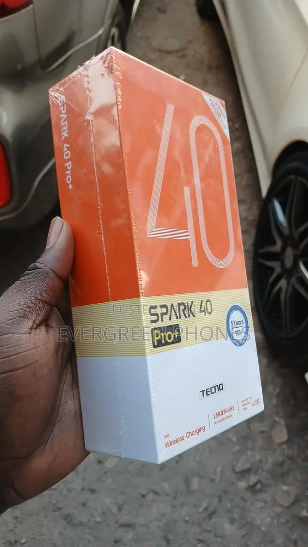 New Tecno Spark 40 Pro+ 256 GB Orange · Photo 1