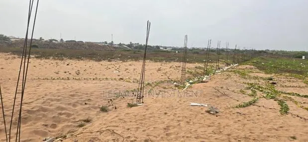 3 Main Road Plots of Land Santoe for Sale · Photo 1