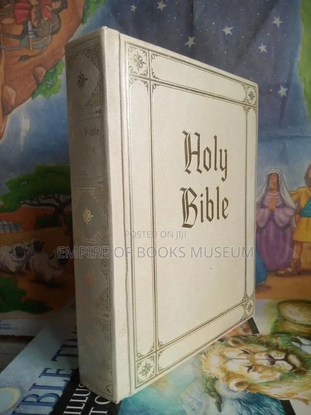 Holy Bible, Guiding Light Edition · Photo 1