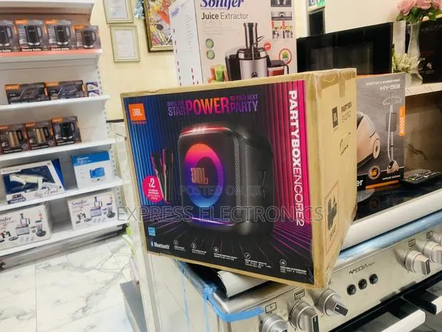 Ultra Modern Sleek 2 Microphones JBL Party Box Encore 2 Potable · Photo 1