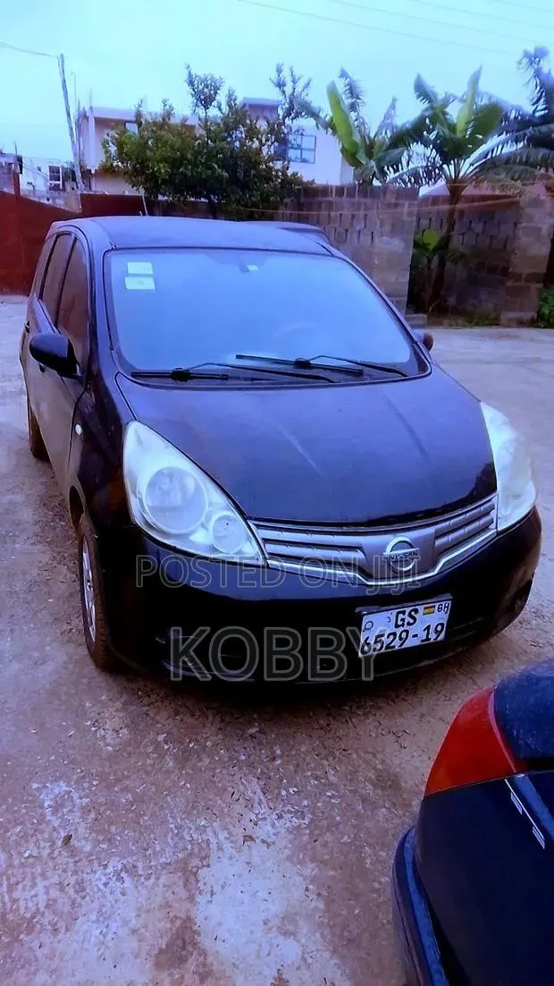 Nissan Note 2010 Black · Photo 1