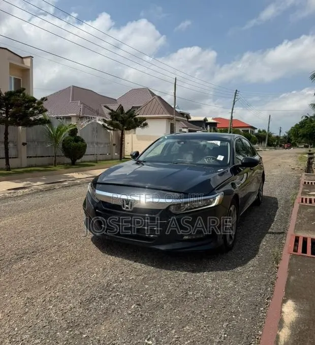 Honda Accord EX 2018 Black · Photo 1