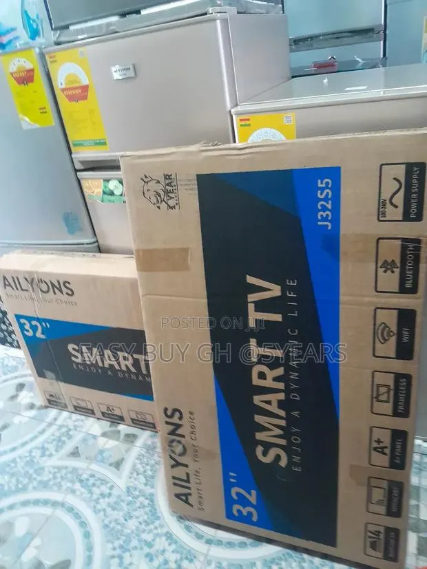 Pixelplex Ailyons 32 Inch · Photo 1