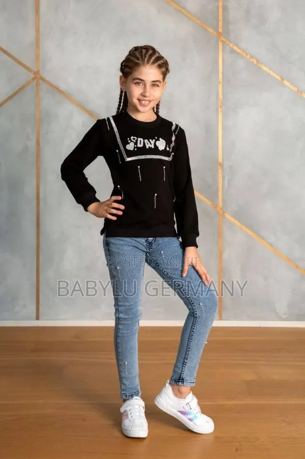 Made in Turkey Sweater and Jeans Set · Photo 1