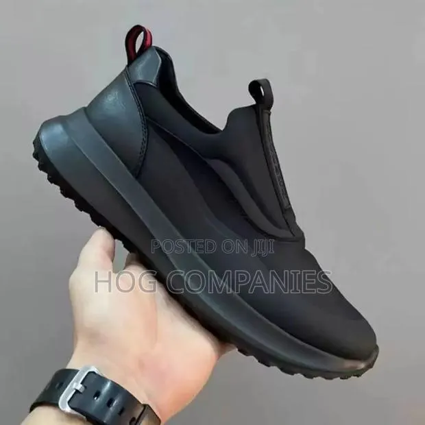 Gym Trekking Golfing Sports Sneakers Shoes Footwear- Delivery in 2hrs · Photo 1