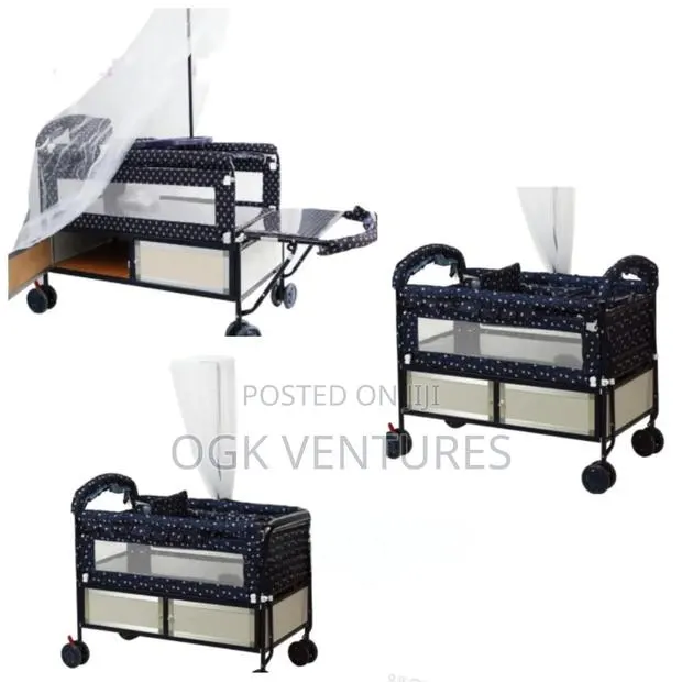 Baby's Cot · Photo 1