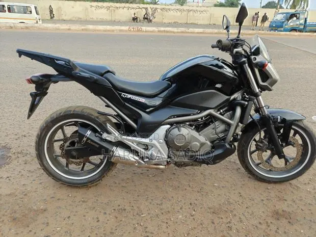 Honda NC700X 2016 Black · Photo 1