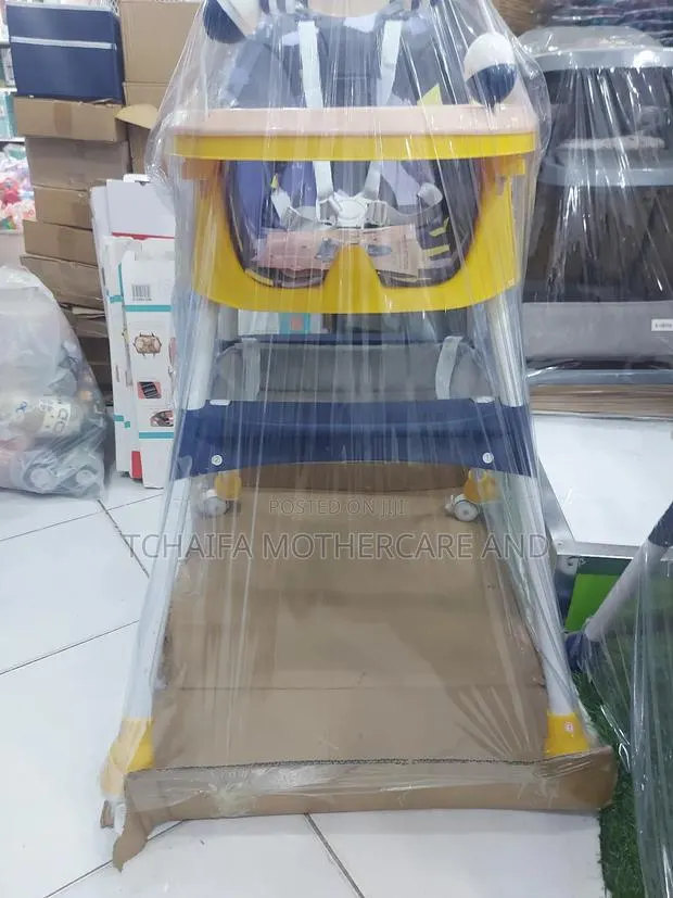 2 in 1 Baby High Chair · Photo 3