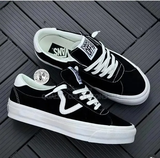 Vans Premium 73 · Photo 1