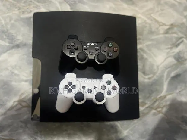 Ps3 With 20 Games · Photo 1