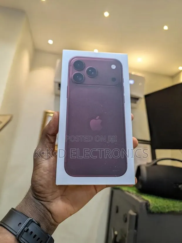 New Apple iPhone 18 Pro Max 256 GB · Photo 1