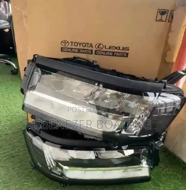 Toyota Land Cruiser Headlight Brand New 2022 2023 2024 2025 Model · Photo 1