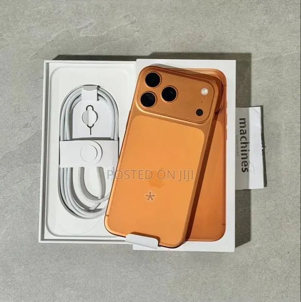 Apple iPhone 17 Pro Max 512 GB Orange · Photo 1