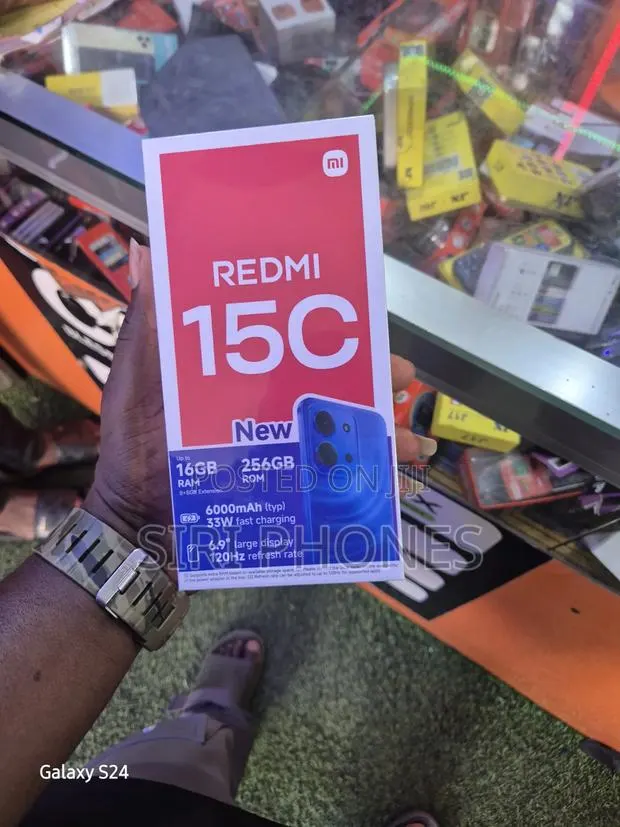 New Xiaomi Redmi 15C 4G 256 GB Black · Photo 1