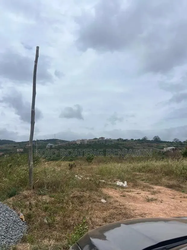 Plot of Land for Sale in Oyarifa · Photo 1