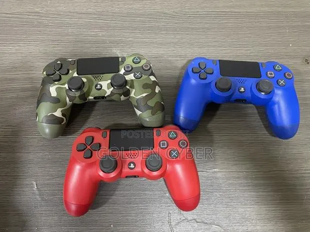Original Playstation 4 Controller · Photo 1