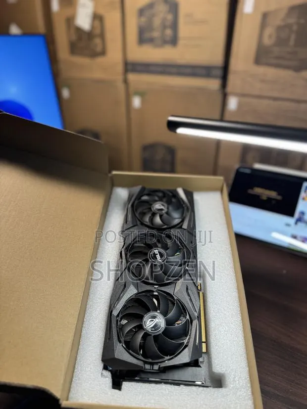 ASUS Strix Rx5700xt · Photo 1