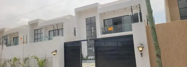 4bdrm House in Testimonial Building, Police Station for sale · Photo 1