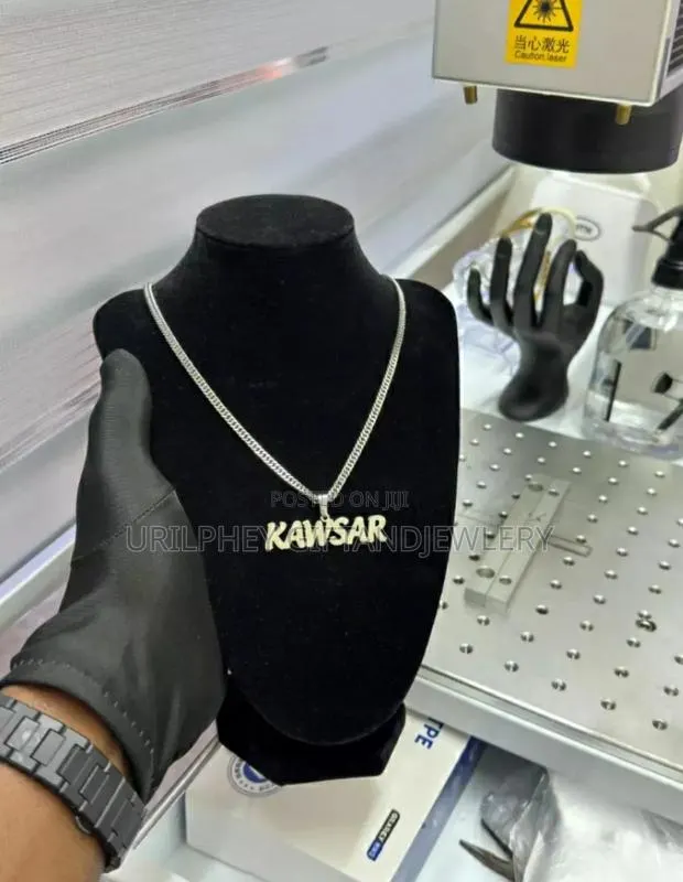 Customize Necklace · Photo 1