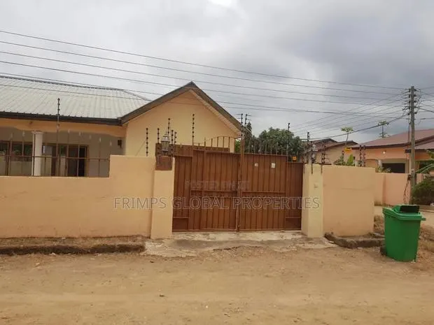 3bdrm House in Amasaman for sale · Photo 1