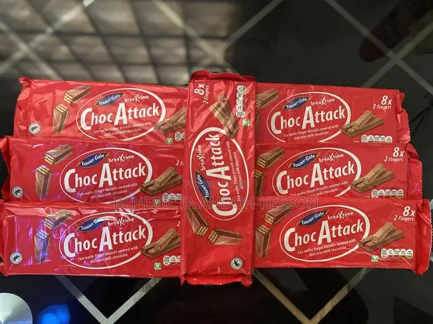Tower Gate Choc Attack Wafer Biscuits · Photo 1