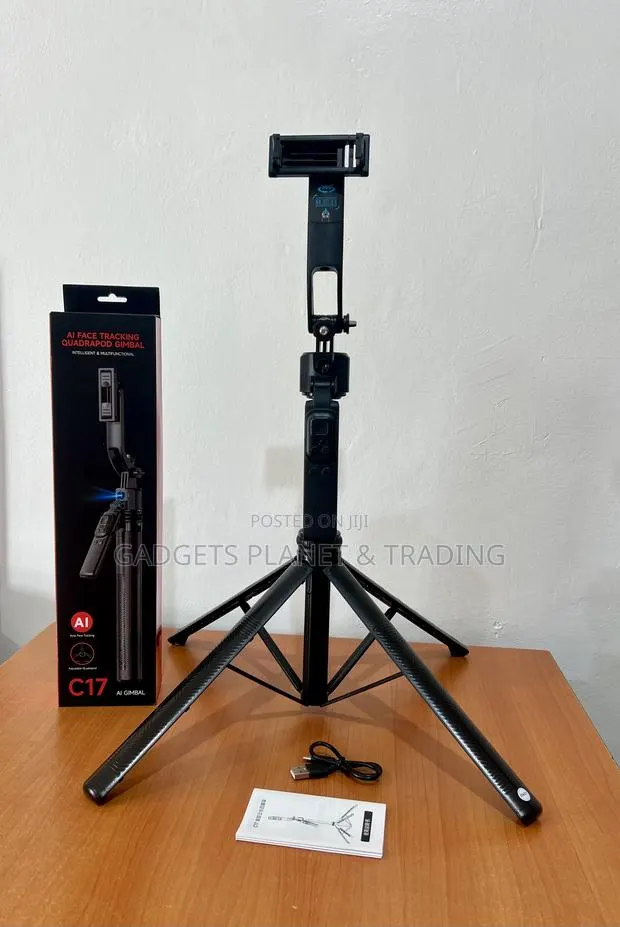 Intelligent Multifunctional Ai Face Tracking Quadrapod Gimbal - C17 · Photo 1