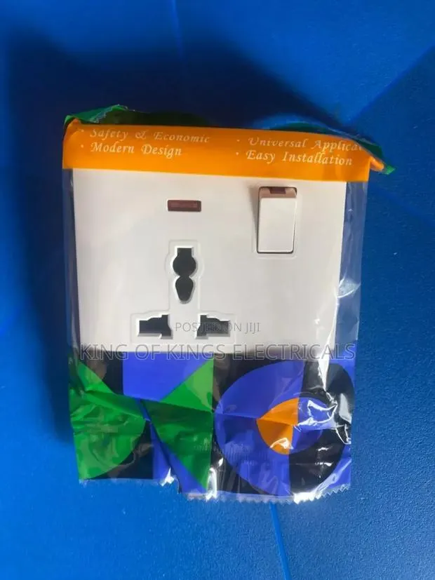 Costa Single Socket – Durable Easy-to-Install Power Solution · Photo 1