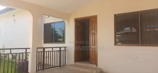 3bdrm House in Lesmon Investment, Spintex for rent · Photo 1