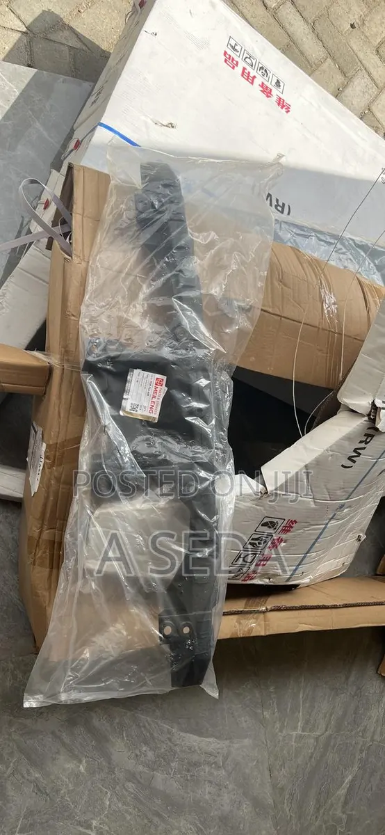 Honda CRV 2020 2021 2022 Grill Bracket Support Call? · Photo 1