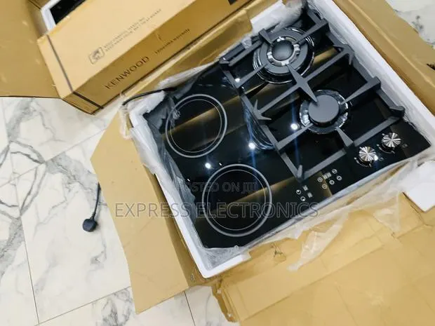 Ultra Modern Sleek 2-2 Stove Built in Kenwood · Photo 1