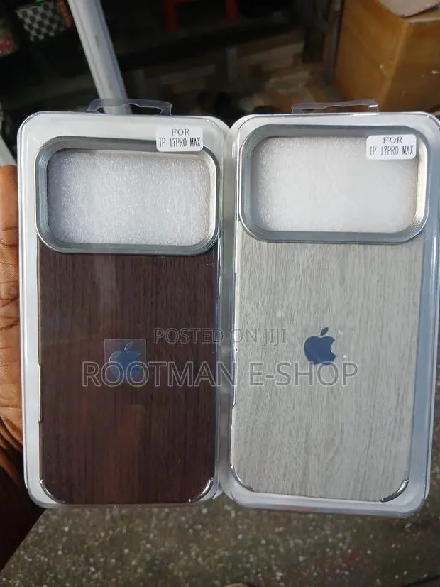Premium Wooden Textured Cases for iPhone 17 Pro Max · Photo 1